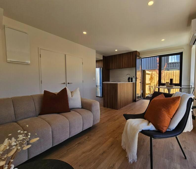 Cosy Central Home - Walk To Cbd & Free Escooters! Christchurch Extérieur photo